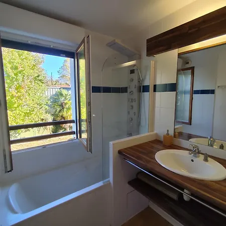 Le Cocon Du Monde Лурд